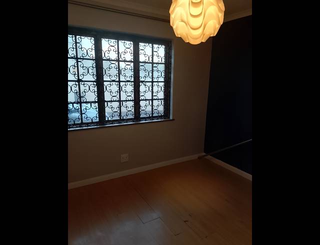 2 bed property to rent in SUNRIDGE